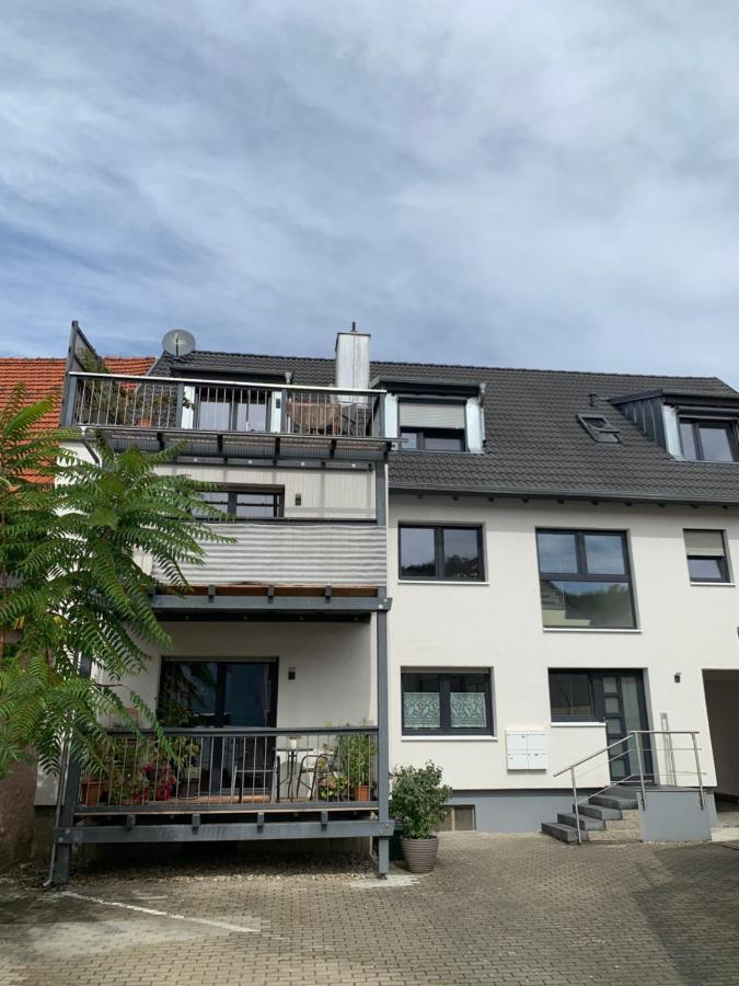 Modernes Penthouse, Nahe Wuerzburg Apartamento Exterior foto