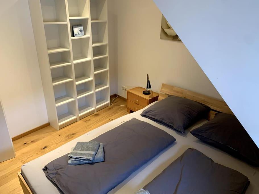 Modernes Penthouse, Nahe Wuerzburg Apartamento Exterior foto